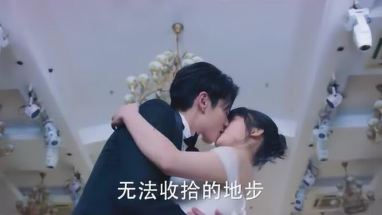 划龙舟吃粽子